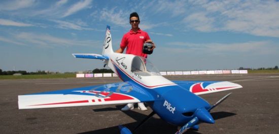 Picture of Pilot-RC Laser – 103″ (2.61m) Colour 02